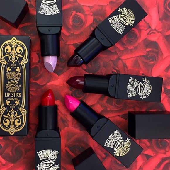 🌟CHIKA Medusa Makeup Lipstick NWT - Picture 4 of 8